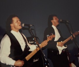 Gregg and Danny belting it out!